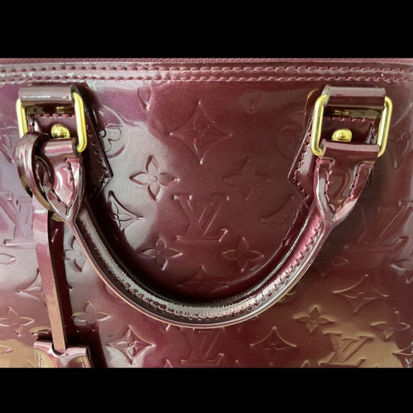 Louis Vuitton Alma PM - Rouge Fauviste Vernis - Picture 6 of 14